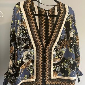 Free people tie sleeve tiger top size large